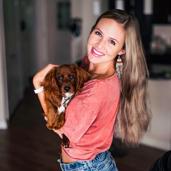 Meet your Posher, Paige - Picture 1 of 1